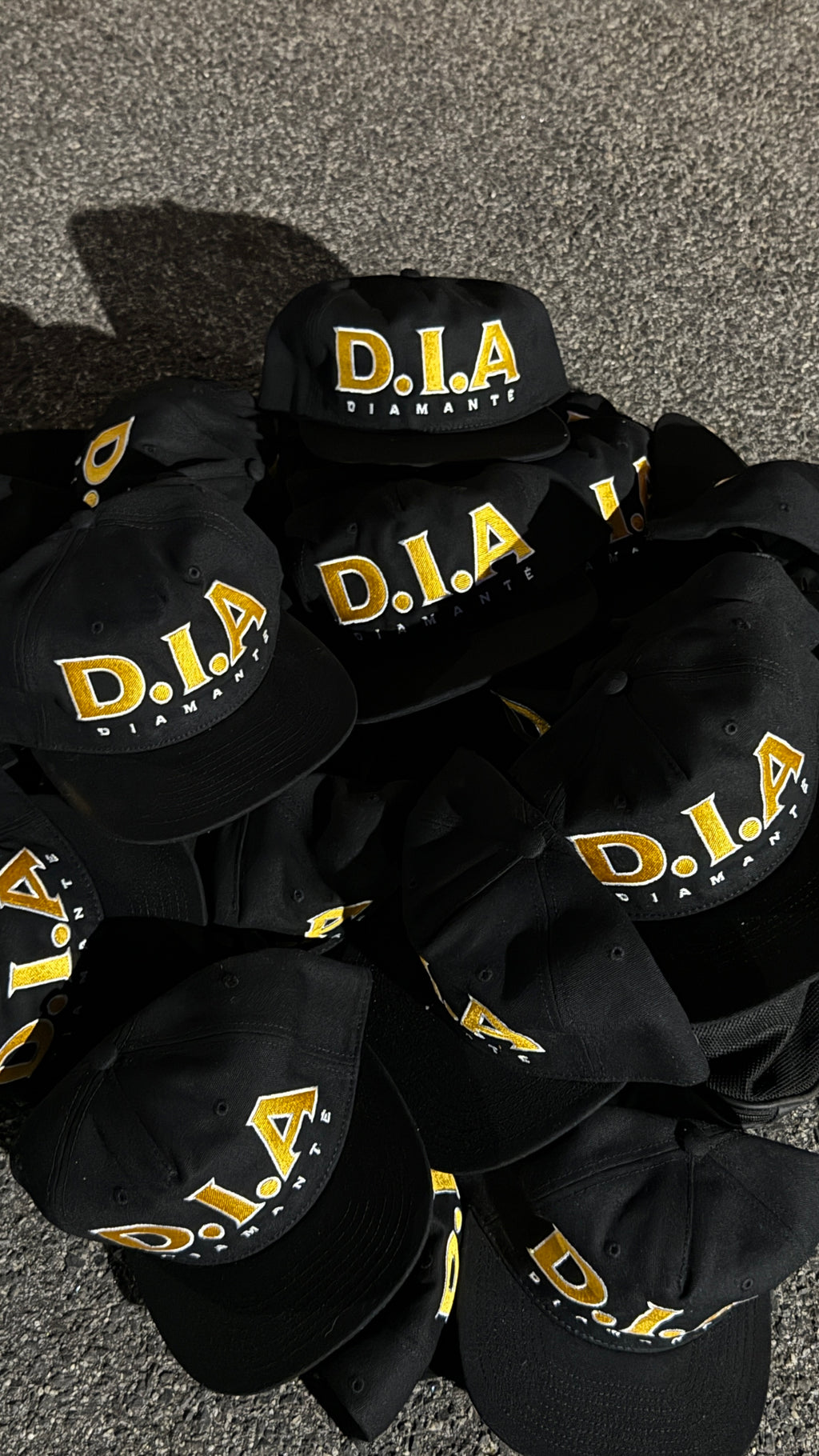 DIAMANTÉ HAT