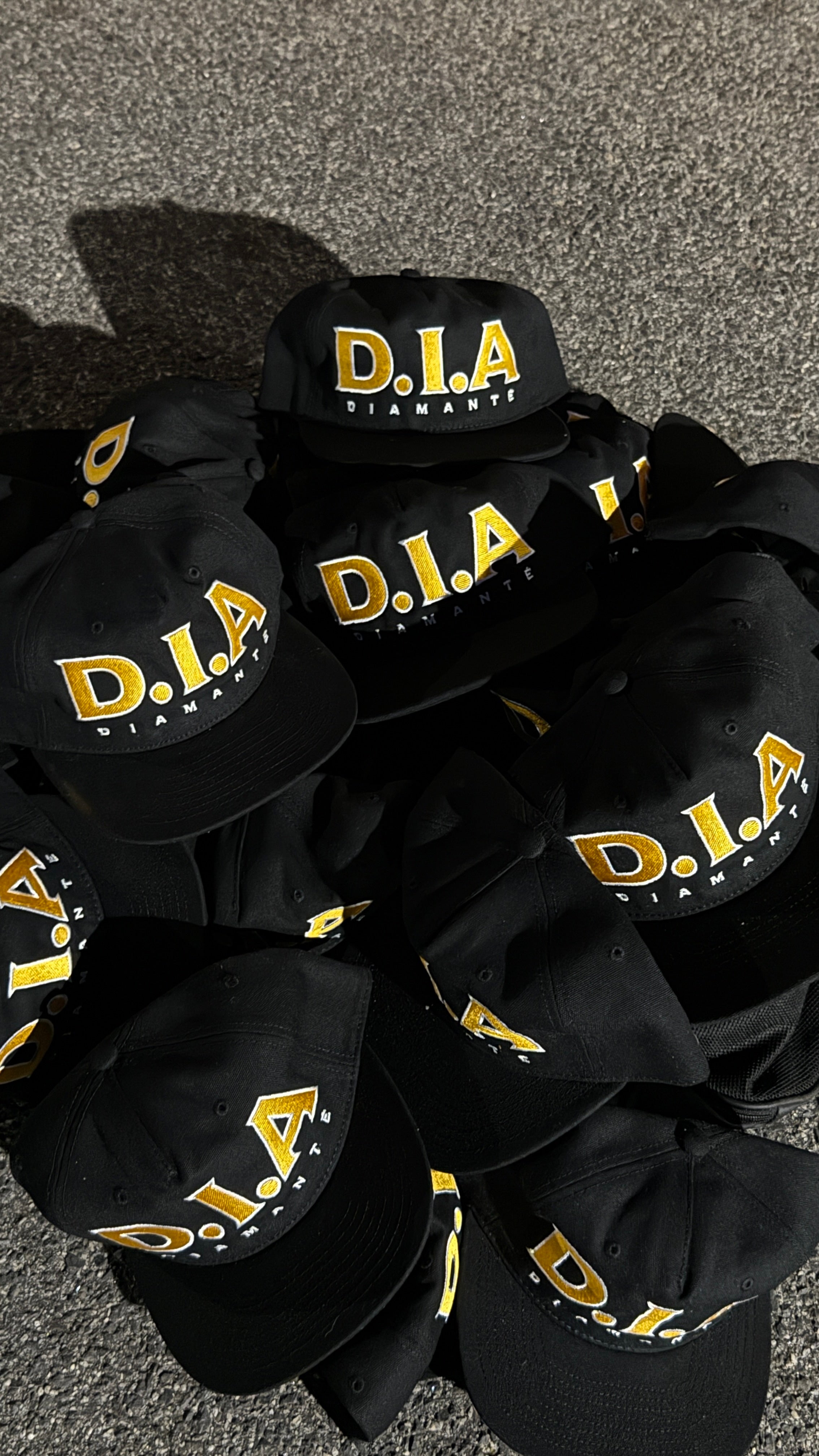 DIAMANTÉ HAT